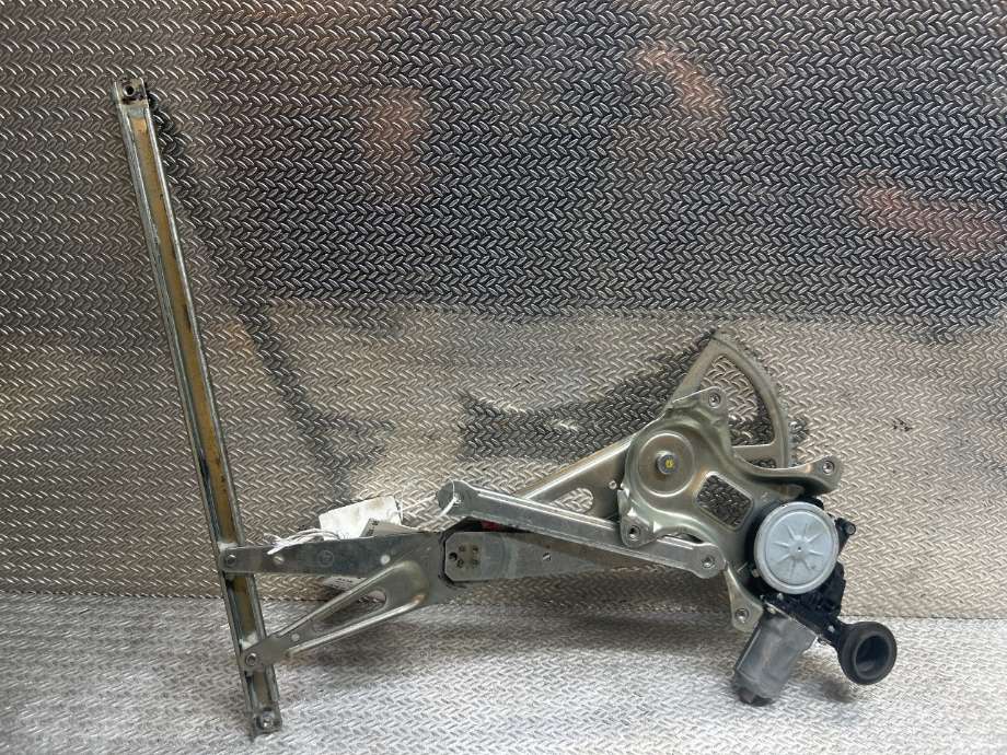 Ruteheis til Toyota Prius, 2004-2009 (Type II) (COMBI) (COMBI) (TOYOTA|6980152070)