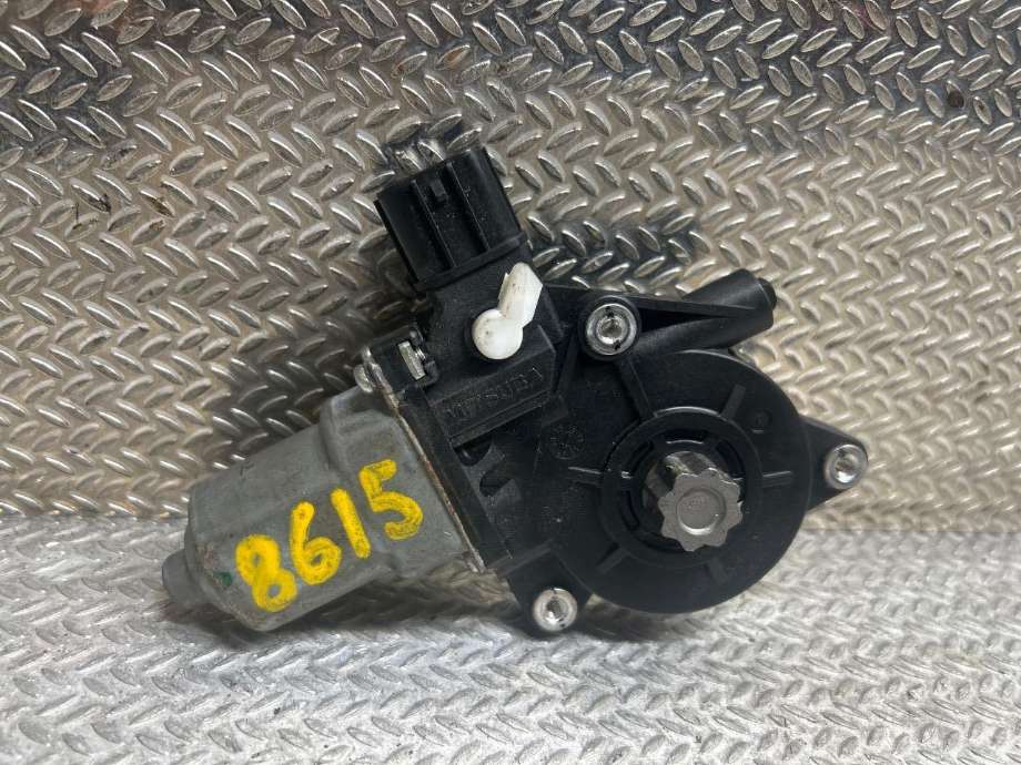 Ruteheis venstre til Subaru Forester 2013-2019 (Type IV)  (SUBARU|61041SG011|)