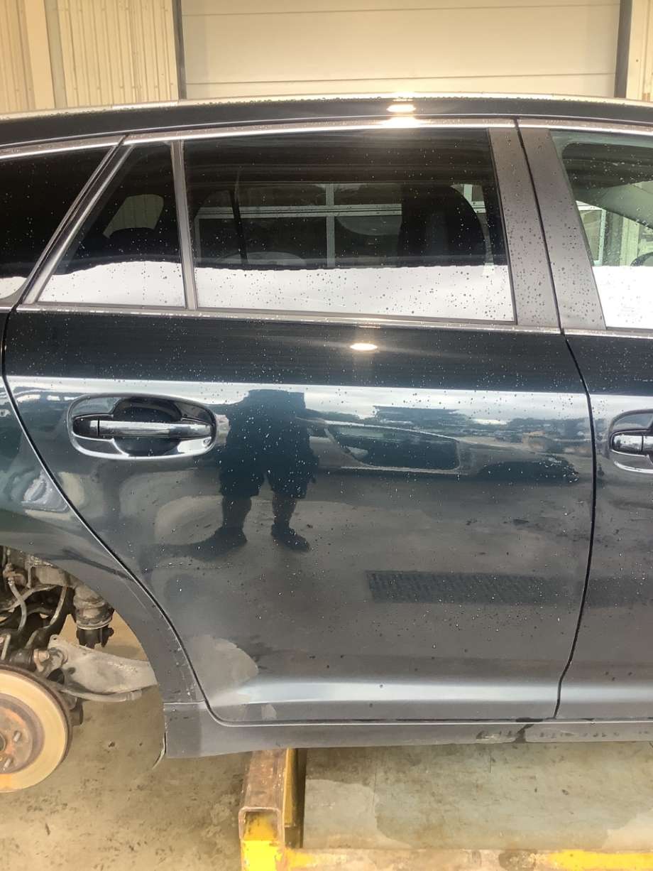 Dør høyre bak til Toyota Avensis, 2009-2015 (Type III, Fase 1) (TOYOTA|)