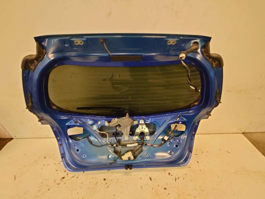 Bakluke combi til Toyota Yaris 2014-2020 (Type III, Fase 2)  (TOYOTA|768010D922|670050D540|)
