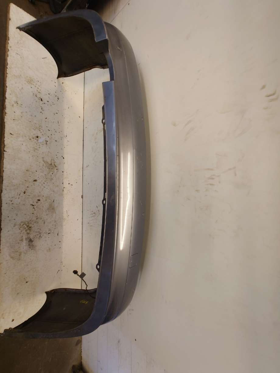 Støtfanger bak til BMW 5-Serie 2003-2010 (E60/E61) (E60/E61) (BMW|51 12 7 184 750|)