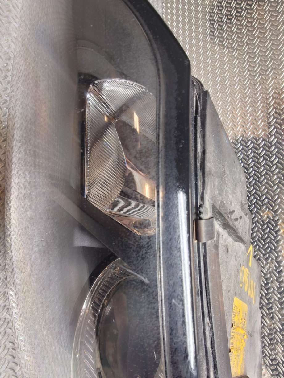 Frontlykt venstre halogen til Volvo S40 2004-2007 (Type II, Fase 1) (VOLVO|31335233||30698873)
