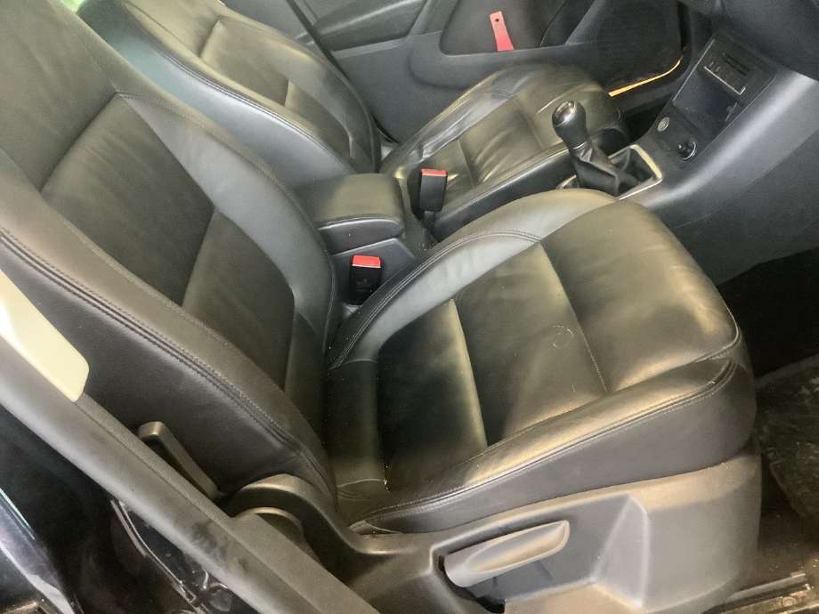 Sete foran høyre til VW Tiguan, 2011-2016 (Type I, Fase 2)  (VOLKSWAGEN|)