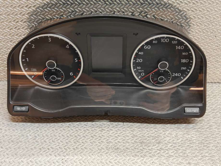 Instrumentpanel til VW Tiguan 2011-2016 (Type I, Fase 2)  (VOLKSWAGEN|5N0 920 883 A|5N0 920 883 AX)