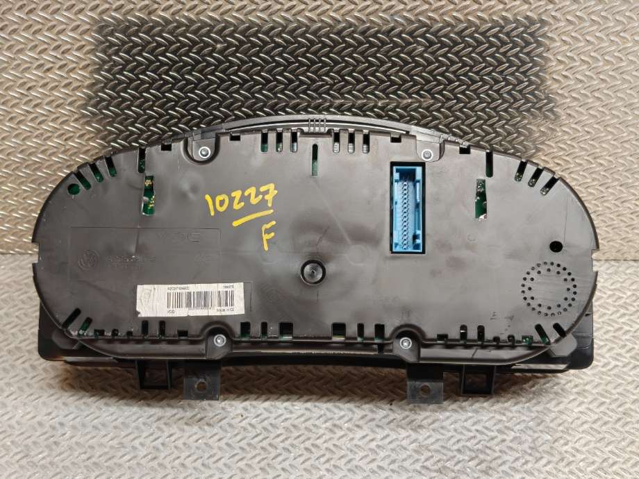 Instrumentpanel til VW Tiguan 2011-2016 (Type I, Fase 2)  (VOLKSWAGEN|5N0 920 883 A|5N0 920 883 AX)