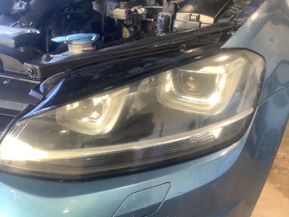 Frontlykt venstre xenon til VW Golf VII, 2012-2017 (Fase 1)  (VOLKSWAGEN|5G1 941 043)