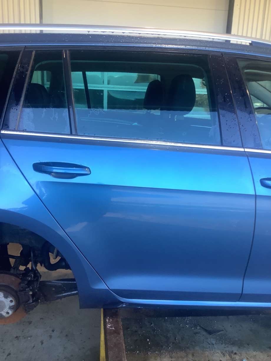 Dør høyre bak til VW Golf VII, 2012-2017 (Fase 1)  (VOLKSWAGEN|)