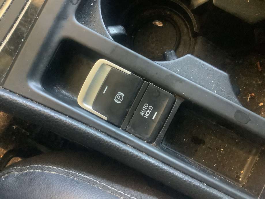 Bryter elektrisk håndbrekk/parkbrems til VW Golf VII, 2012-2017 (Fase 1)  (VOLKSWAGEN|)