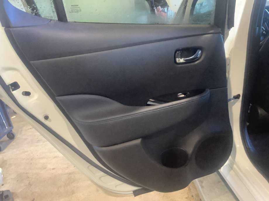 Dørtrekk venstre til Nissan Leaf, 2018-->> (Type II)  (NISSAN|)