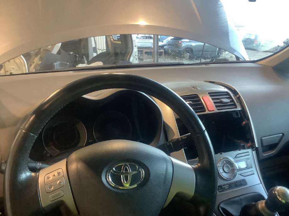 Dashbord til Toyota Auris, 2007-2010 (Type I, Fase 1) (TOYOTA|)