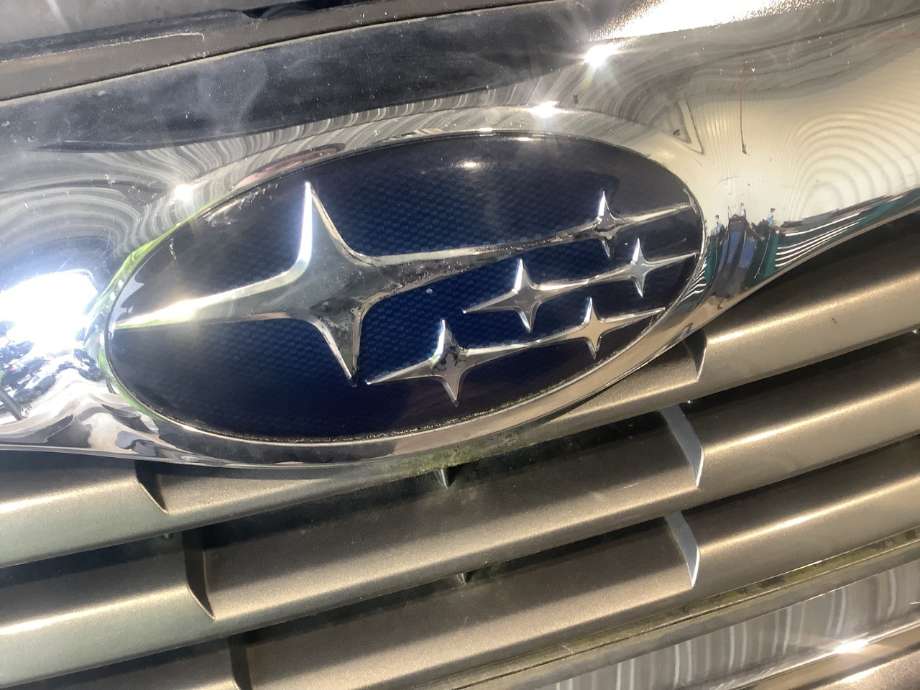 Grill til Subaru Forester 2008-2013 (Type III) (SUBARU|)