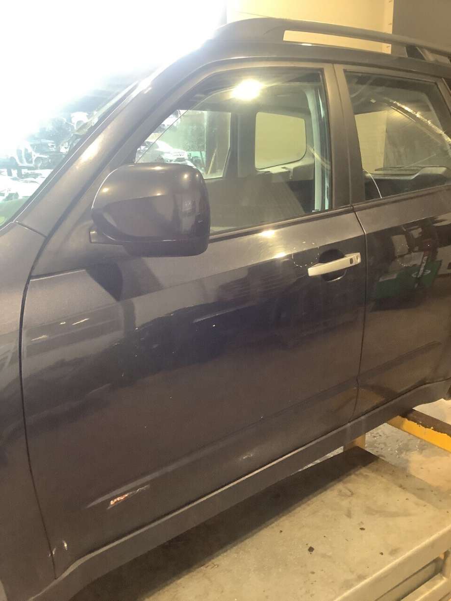 Dør venstre foran til Subaru Forester, 2008-2013 (Type III)  (SUBARU|)