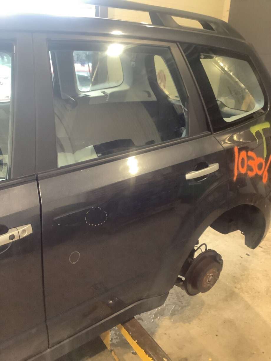 Dør venstre bak til Subaru Forester, 2008-2013 (Type III)  (SUBARU|)