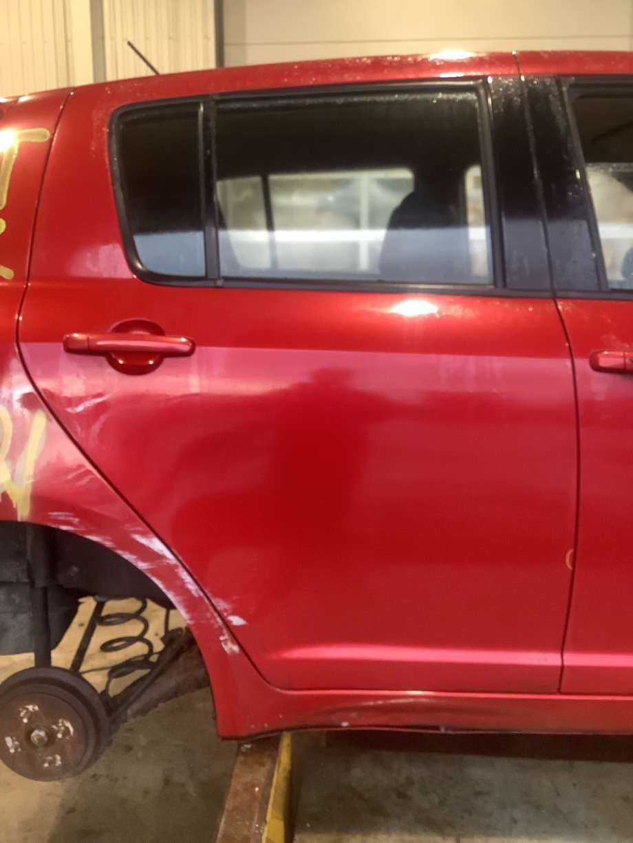 Dør høyre bak til Suzuki Swift, 2005-2010  (SUZUKI|)