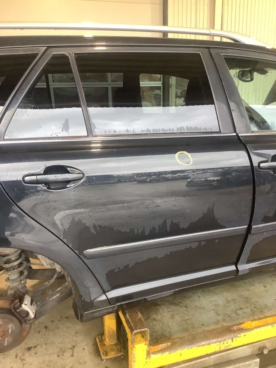 Dør høyre bak til Toyota Avensis, 2003-2008 (Type II)  (TOYOTA|)