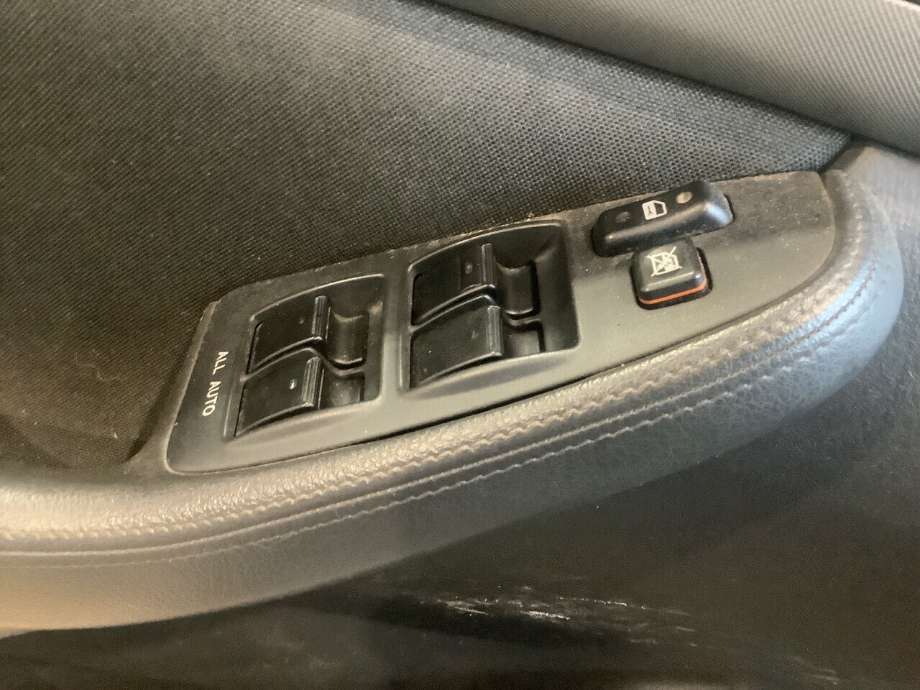 Bryter lys til Toyota Avensis, 2003-2008 (Type II)  (TOYOTA|)