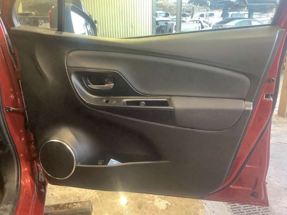 Dørtrekk høyre til Toyota Yaris, 2014-2020 (Type III, Fase 2) (TOYOTA|)