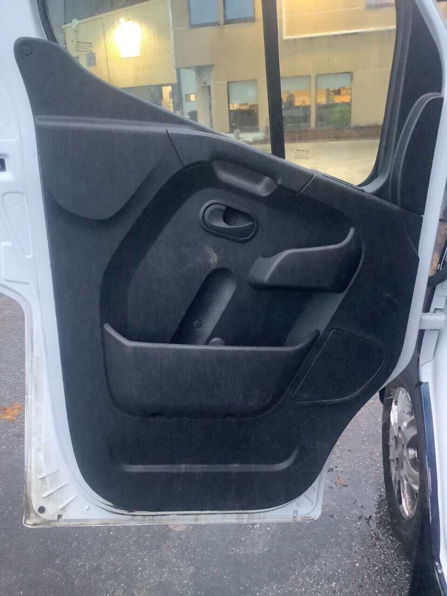 Dørtrekk venstre til Renault Master, 2014-->> (Type III, Fase 2)  (RENAULT|)