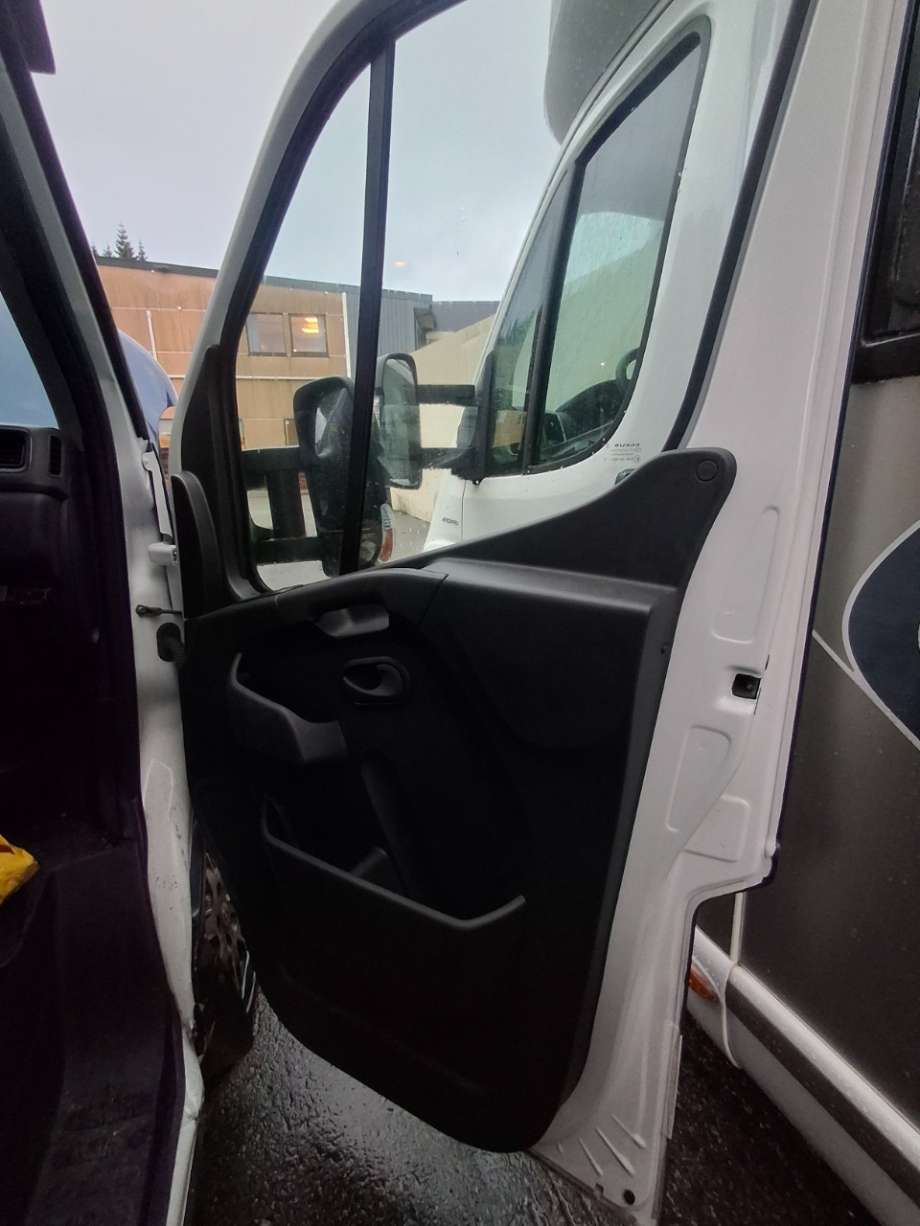 Dør høyre 2dørs til Renault Master 2014-->> (Type III, Fase 2)  (RENAULT|)