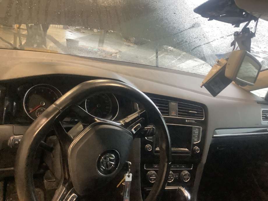 Dashbord til VW Golf VII, 2012-2017 (Fase 1)  (VOLKSWAGEN|)