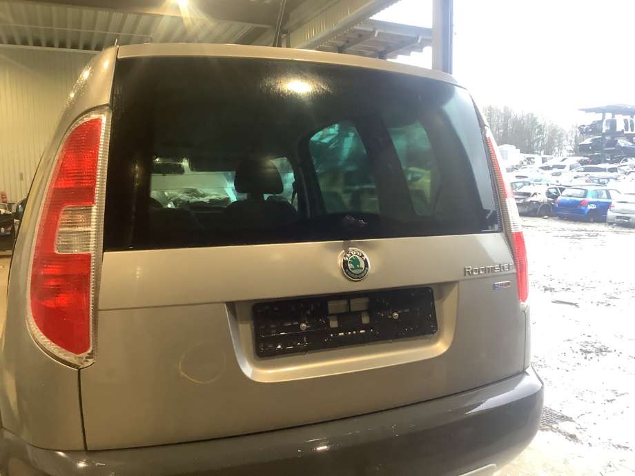 Bakluke til Škoda Roomster, 2010-2015 (Fase 2)  (SKODA|5J7 827 025 J)