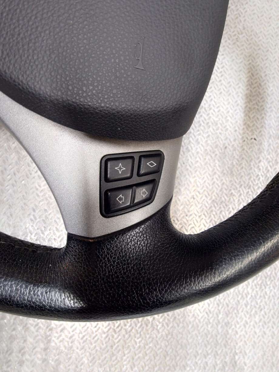 Ratt til BMW 1-Serie 2004-2011 (E81/E82/E87/E88) (E81/E82/E87/E88) (BMW||32 30 6 795 570)