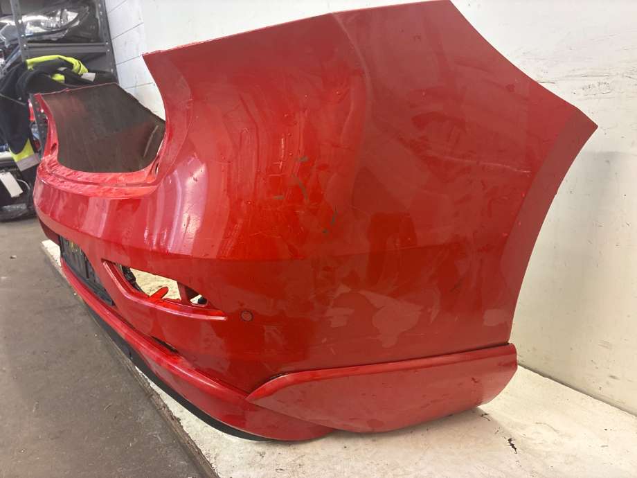 Støtfanger bak til Volvo V40 2012-2019  (VOLVO|39820427|)