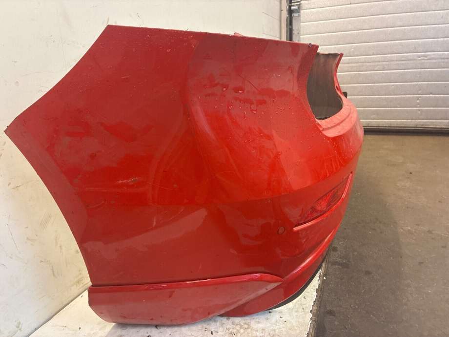 Støtfanger bak til Volvo V40 2012-2019  (VOLVO|39820427|)