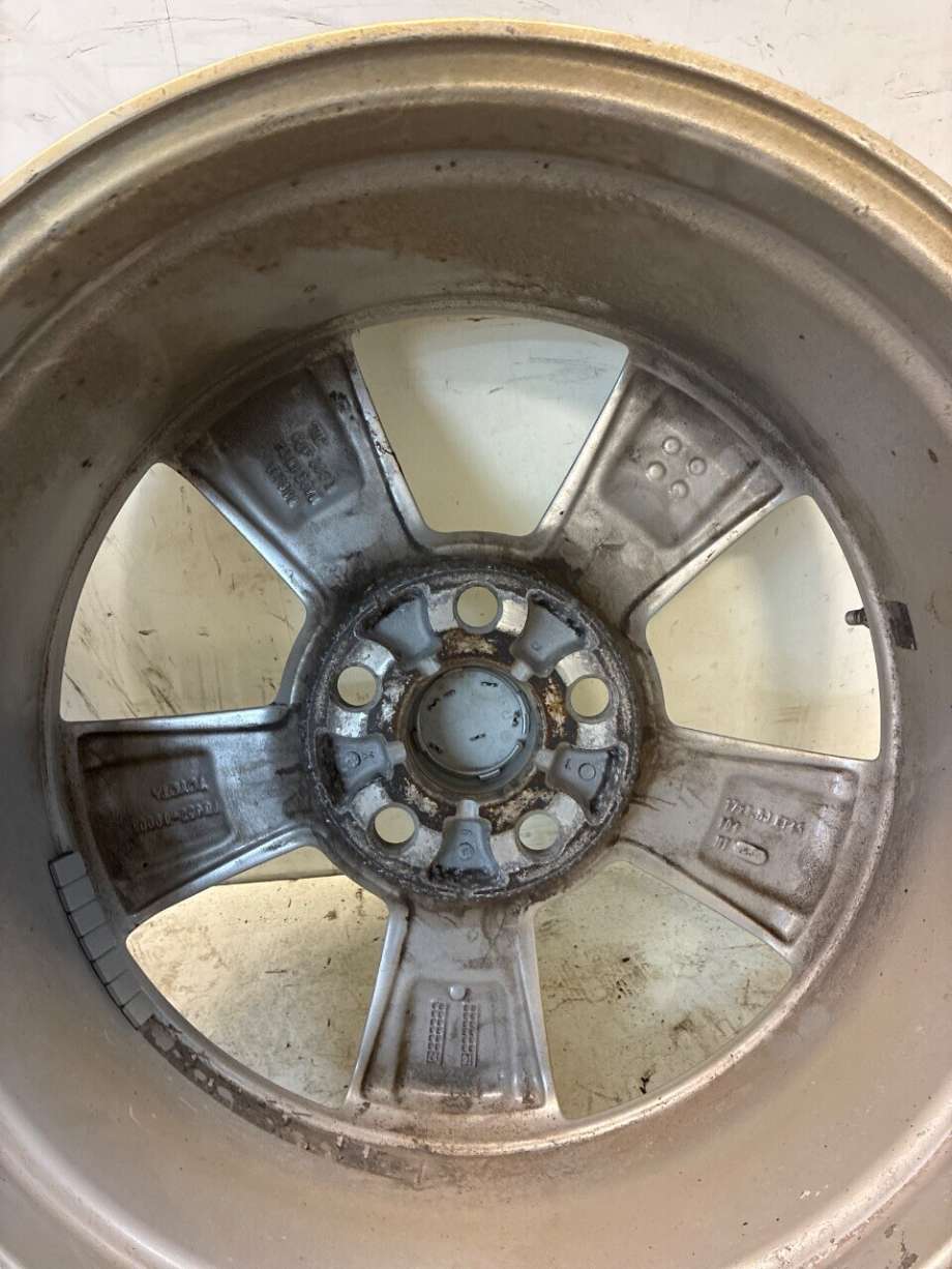 Felgsett aluminium til Toyota Auris 2013-2015 (Type II, Fase 1)  (TOYOTA||PW45710001)