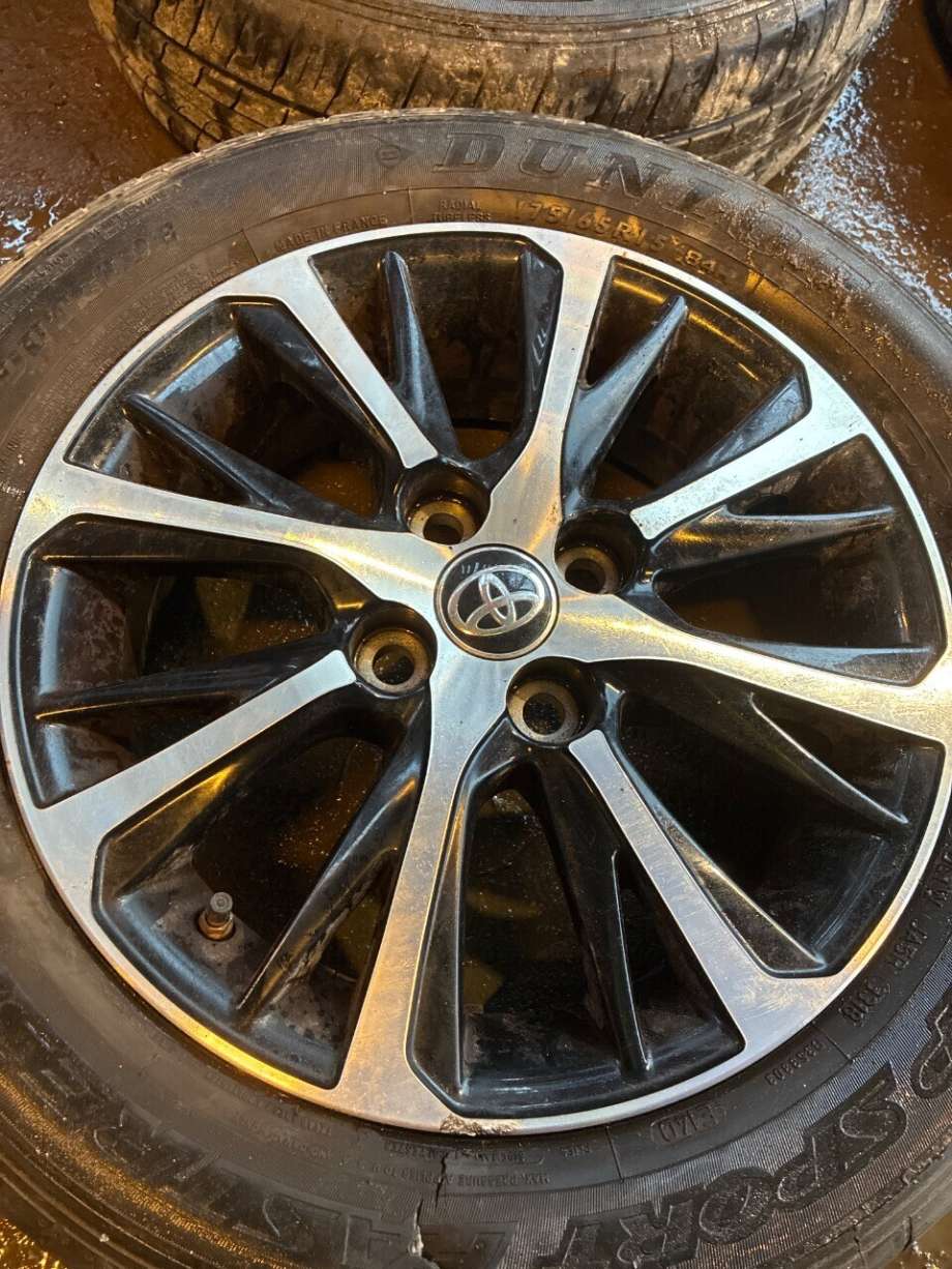 Felgsett aluminium til Toyota Yaris 2014-2020 (Type III, Fase 2)  (TOYOTA|426110DJ10|)