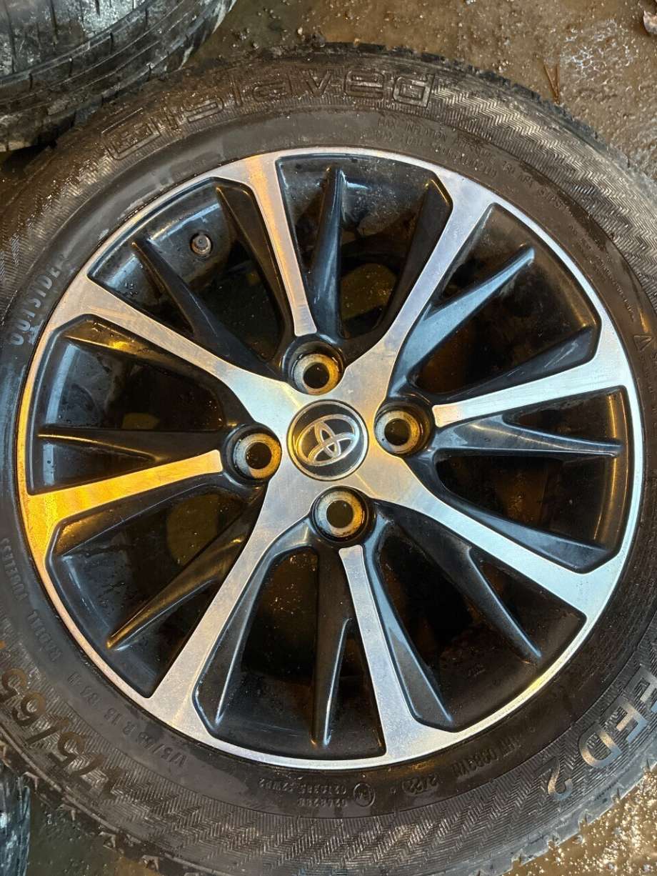 Felgsett aluminium til Toyota Yaris 2014-2020 (Type III, Fase 2)  (TOYOTA|426110DJ10|)