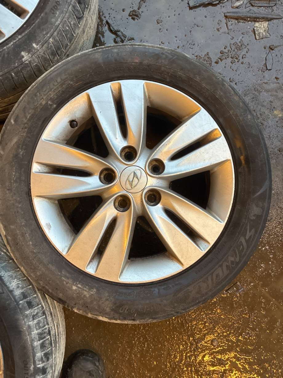 Felgsett aluminium til Hyundai Ix20 2010-2017  (HYUNDAI|529101K100|)