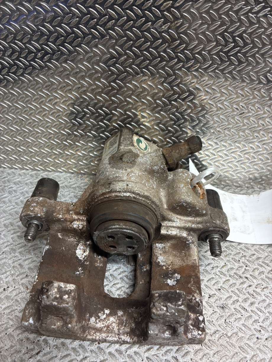 Bremsecaliper venstre bak til Volvo V50, 2004-2007 (Fase 1)  (VOLVO|36000902)