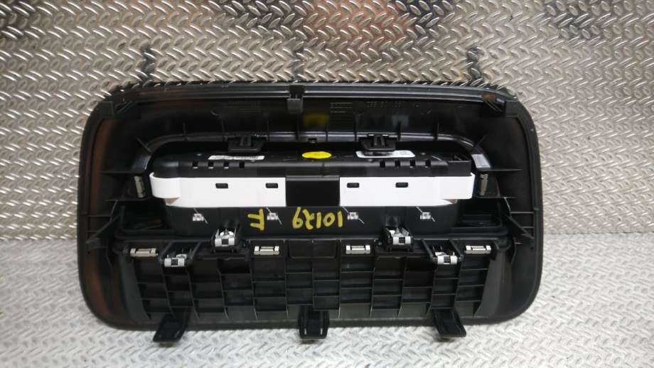 Instrumentpanel til VW Beetle 2011-2018 (Type II) (VOLKSWAGEN|5C5 919 527 B|)