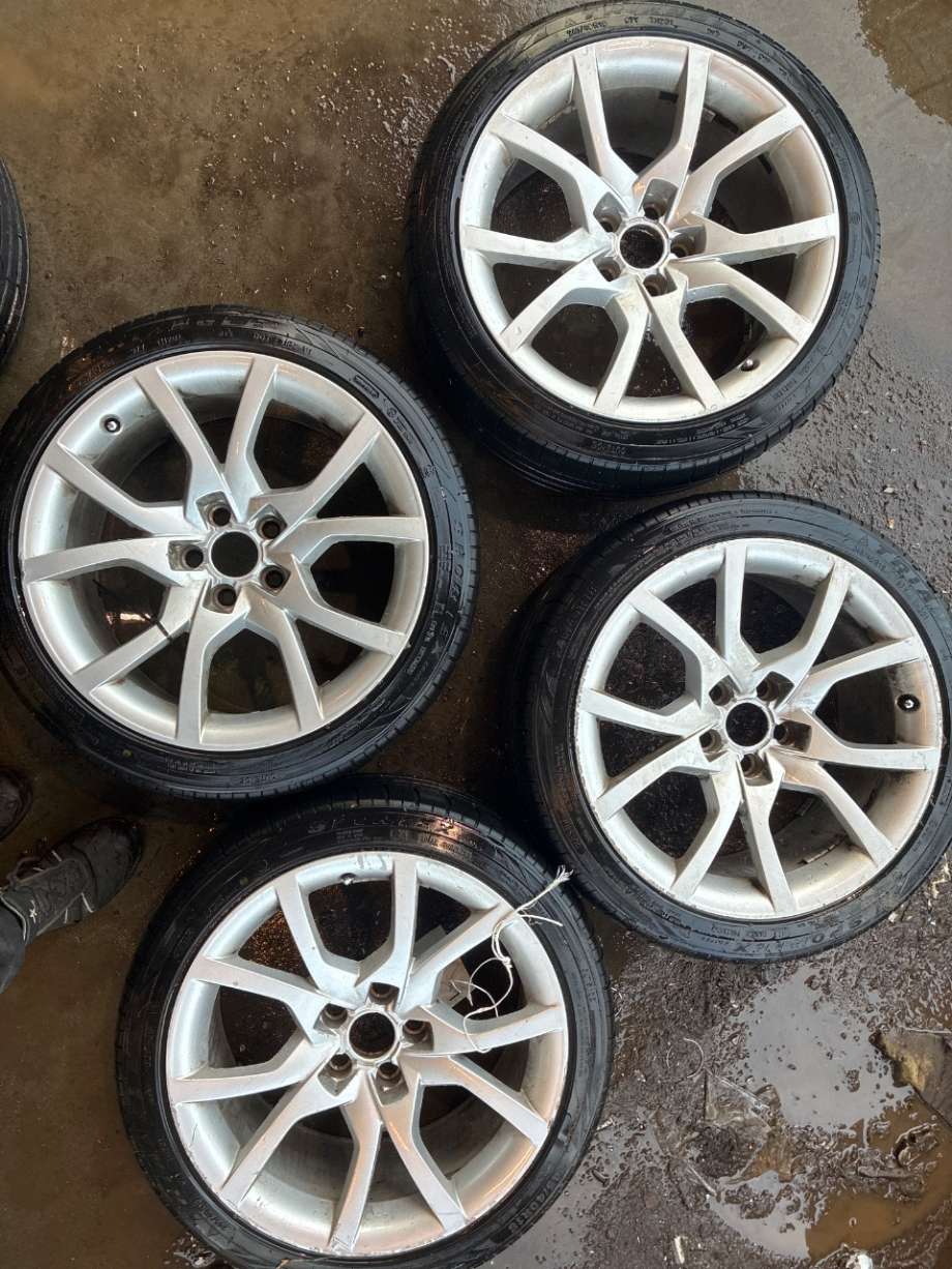 Felgsett aluminium til Audi A5, 2007-2016 (Type I)  (AUDI|)