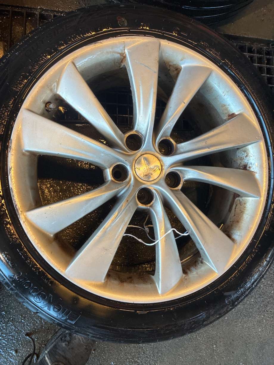 Felgsett aluminium til Tesla Model S 2013-2016 (Fase 1)  (|102418301A)