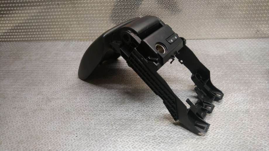 Sete armlene lokk til Volvo XC60 2008-2013 (Type I, Fase 1)  (VOLVO|39804807|31403322|)