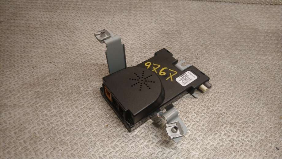 Antenne forsterker til Audi A3, 2009-2012 (Type II, Fase 2)  (AUDI|8P4 035 225 D)