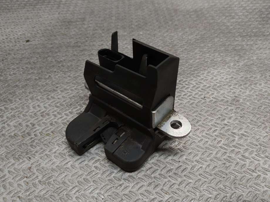 Baklukelås til VW Transporter / Caravelle, 2003-2009 (Fase 1) (T5) (T5) (VOLKSWAGEN|)