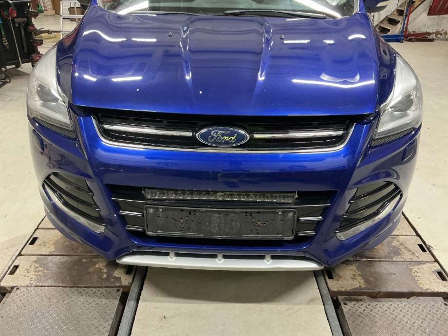 Støtfanger foran til Ford Kuga 2013-2019  (FORD|CV44-17D957-AAXWAA|1801935|)