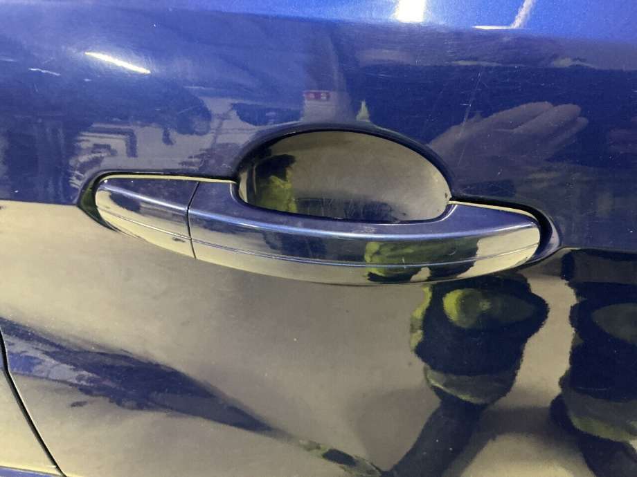Dørhåndtak utv høyre bak til Ford Kuga, 2013-2019  (FORD|)