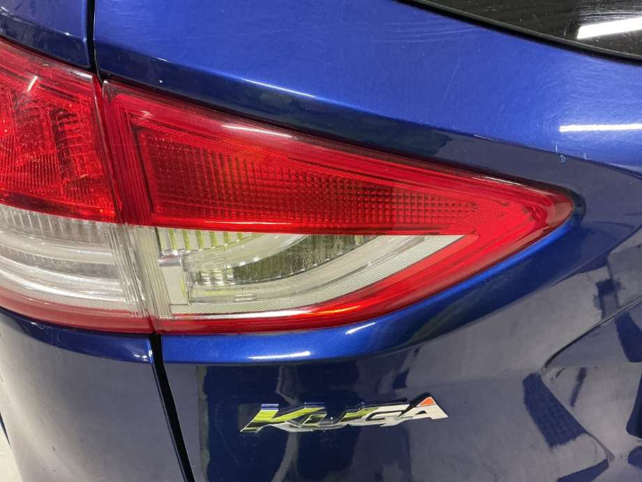 Baklykt venstre indre til Ford Kuga, 2013-2019  (FORD|)