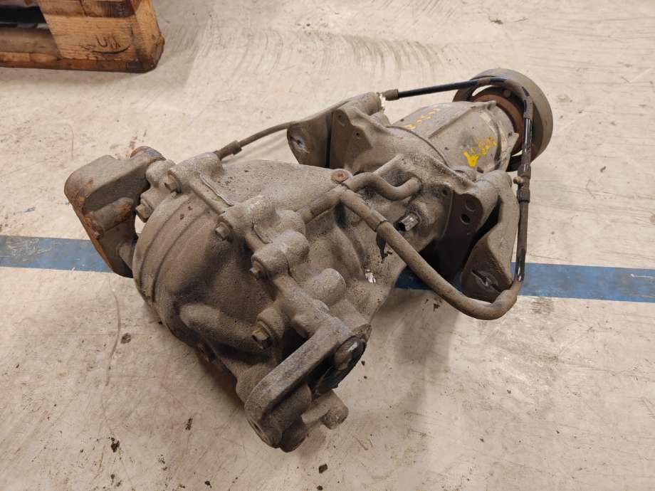 Kardang klokke bak til Ford Kuga 2013-2019 (FORD|RMCV6W-4000-DB|2629518|)