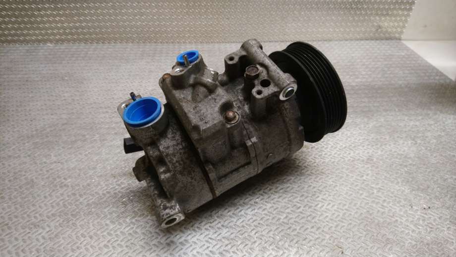Diverse deler til VW Beetle 2011-2018 (Type II)  (VOLKSWAGEN|1K0820859T|1K0 820 859 TX|1K0 820 859T)