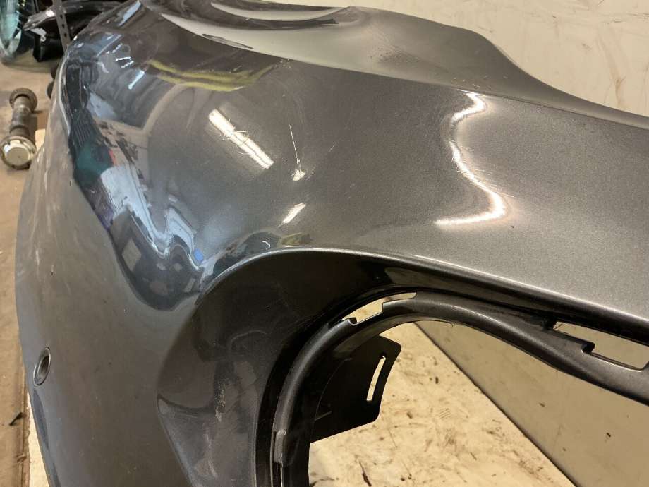 Støtfanger foran til BMW i3 2013-2022 (BMW|51 11 7 375 430|51 11 7 385 780|)