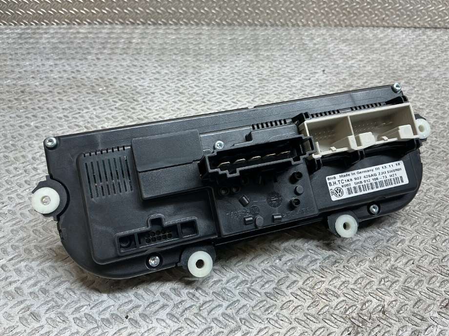 Varmeapparat betjening til VW Caddy 2015-2020 (Type III, Fase 3)  (VOLKSWAGEN|1K8 907 426 AQ|)