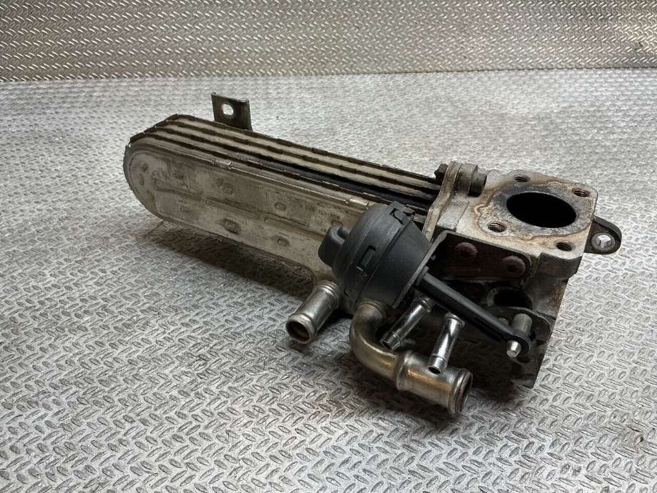 EGR-ventil til Mitsubishi Outlander, 2007-2010 (Type II, Fase 1)  (MITSUBISHI|MN980175)