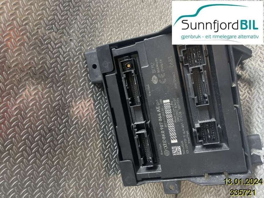 Styreenhet comfort (BCM) til Audi A4, 2007-2014 (Type IV) (B8) (B8) (AUDI|8K0907064CQ)