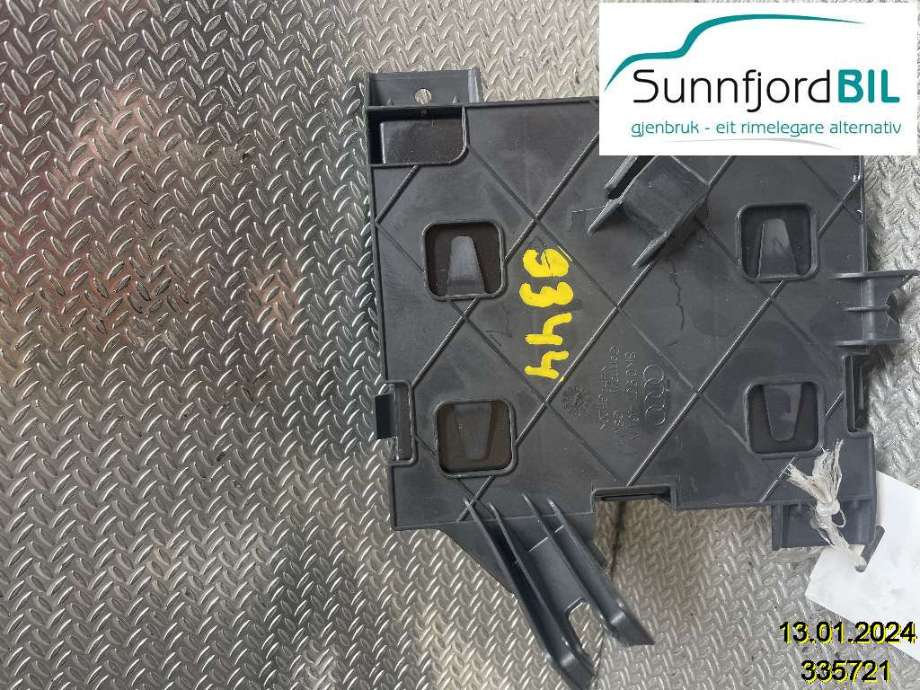 Styreenhet comfort (BCM) til Audi A4 2007-2014 (Type IV) (B8) (B8) (AUDI|8K0907064CQ||8K0907064AE)