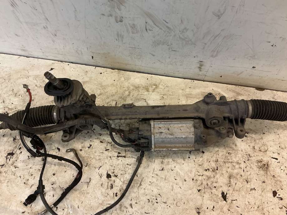 Tannstang elektrisk til VW Caddy 2015-2020 (Type III, Fase 3)  (VOLKSWAGEN|1K1423055M|1K1 423 055 MX|)